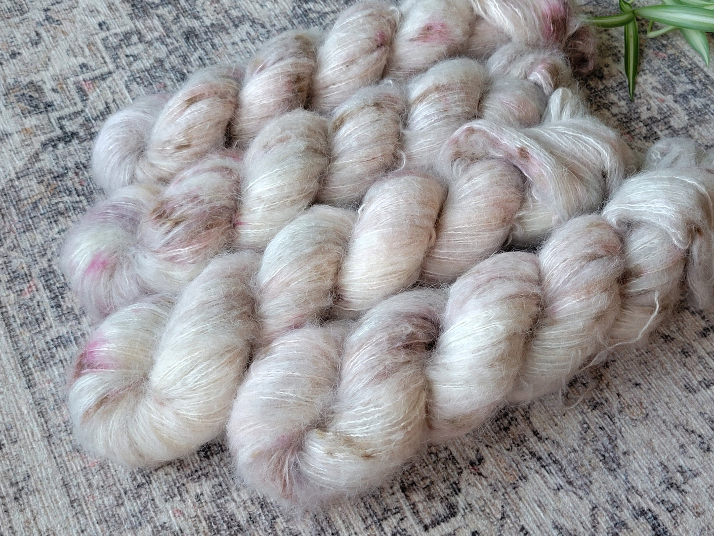 Ghost Pipe - Suri Silk Haze
