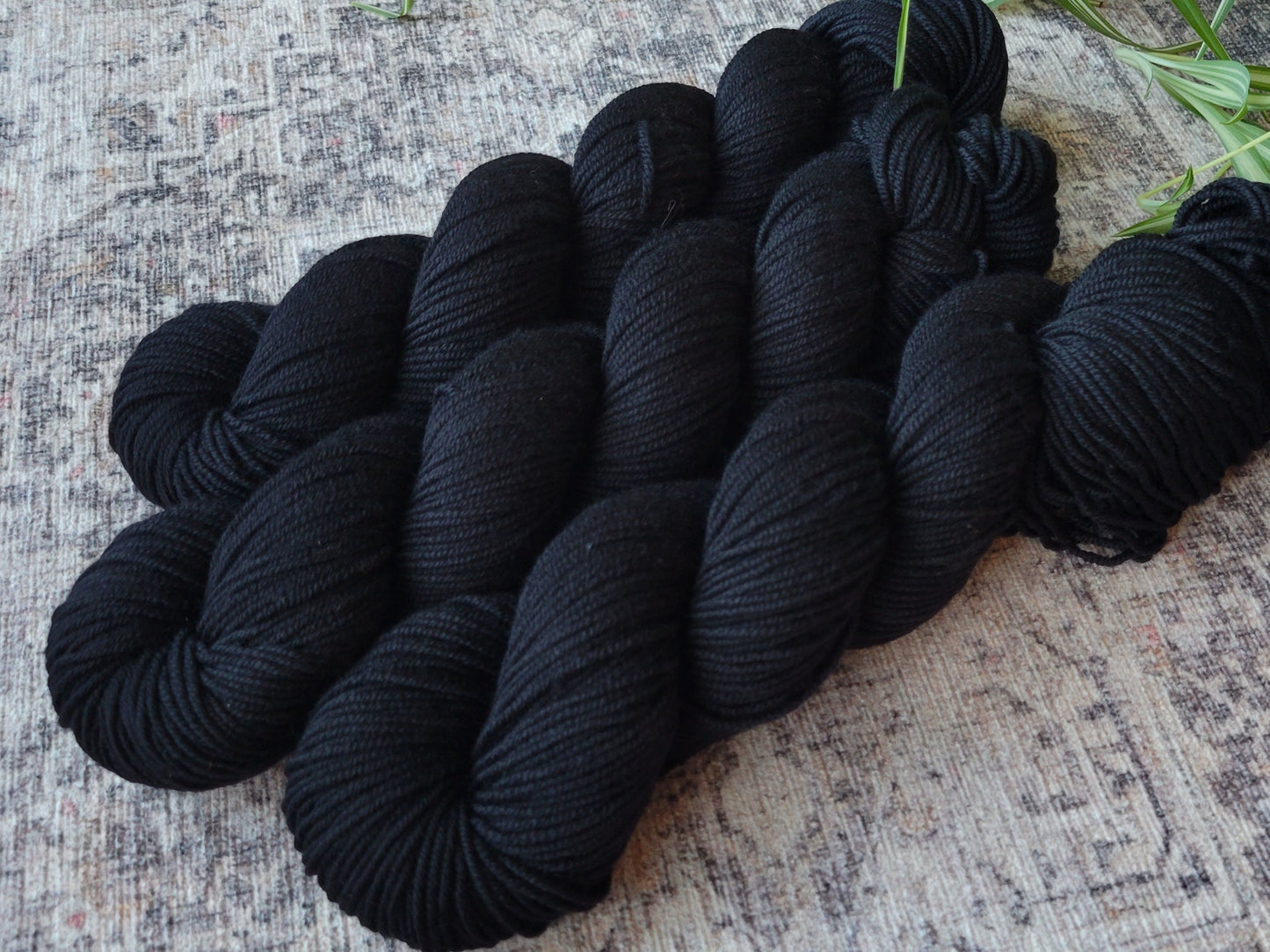 Obsidian - Fir Worsted