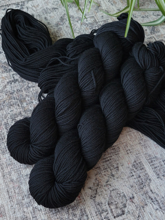 Obsidian - Fir Worsted