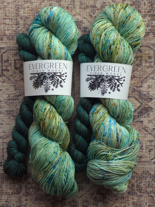 Lake Glass - Cedar Sock Set