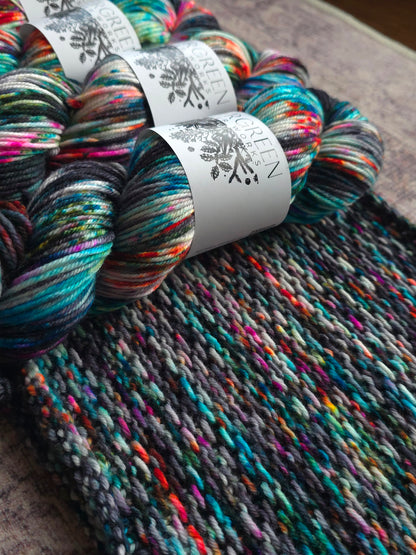 Black Opal - Spruce DK