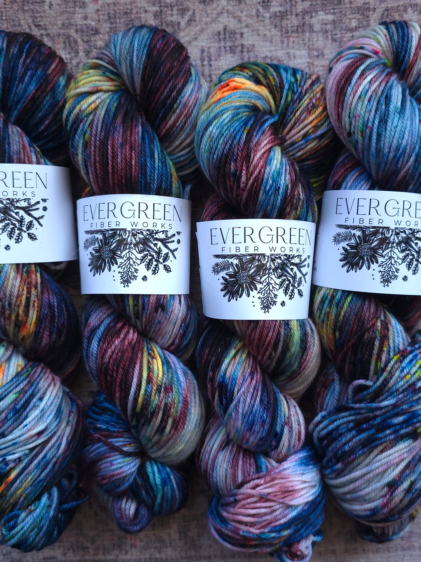 Firefly Grove - Spruce DK