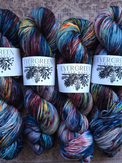 Firefly Grove - Spruce DK